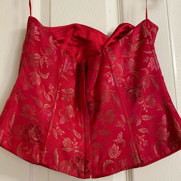 Beautiful formal, 3 pieces. Only been worn 2 - Picture 3 of 12